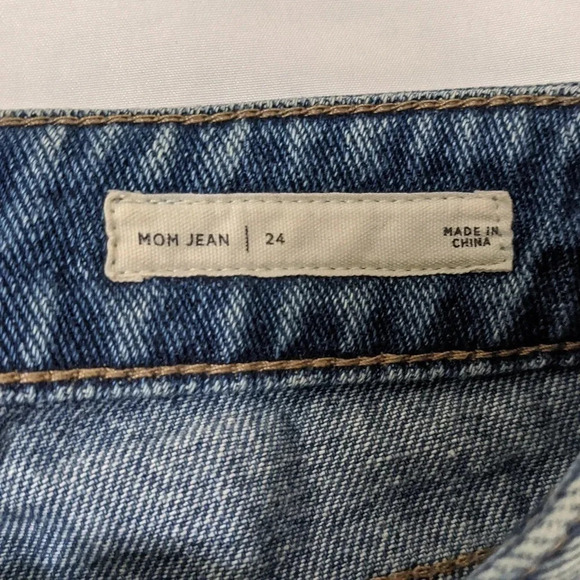 Pacsun Distressed Mom Jean, Color Blue Size 24 - Picture 13 of 14